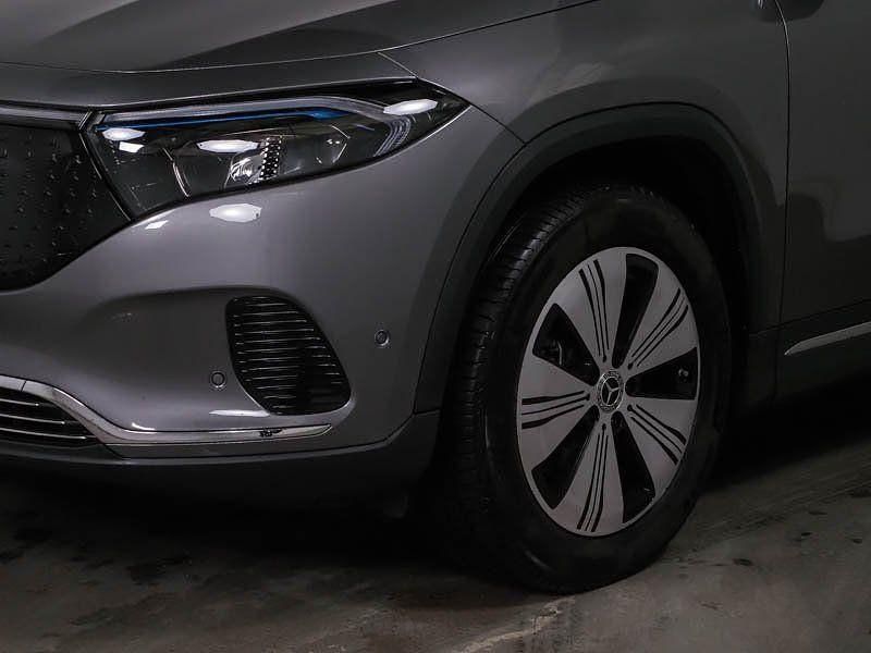 Gebraucht Mercedes EQA350 Advanced Plus 215 kW (293 PS) 2024 Lack mountaingrau (metallic) SUV