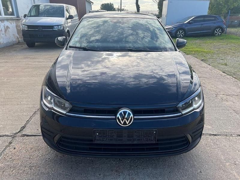 Schwarz Gebraucht 2023 VW Polo Life Limousine | 17.990 € (Guter Preis) - Bild 1/4