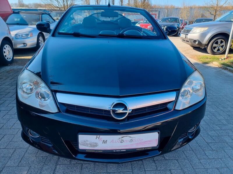Schwarz Gebraucht 2008 Opel Tigra Cabrio | 3.999 € (Etwas zu teuer) - Bild 1/4