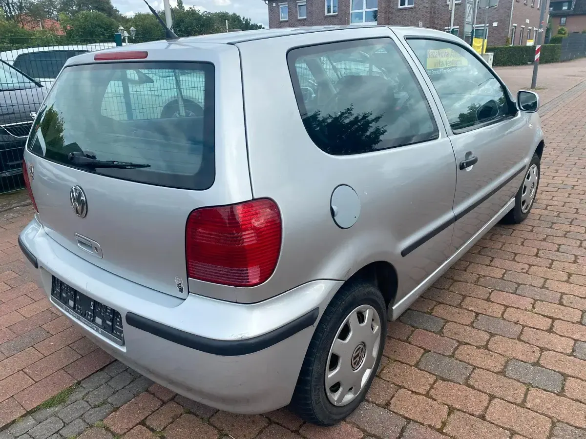 Gebraucht VW Polo 60 PS (44 kW) 2001 Silber Kleinwagen