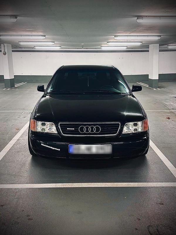Grün Gebraucht 1996 Audi A6 Limousine | 5.000 € (Fairer Preis) - Bild 1/4