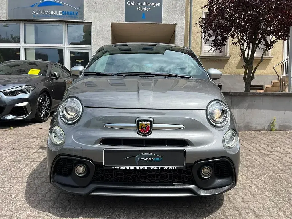 Gebraucht Abarth 595 Turismo 163 PS (119 kW) 2021 Colore esterno (record grau) Kleinwagen