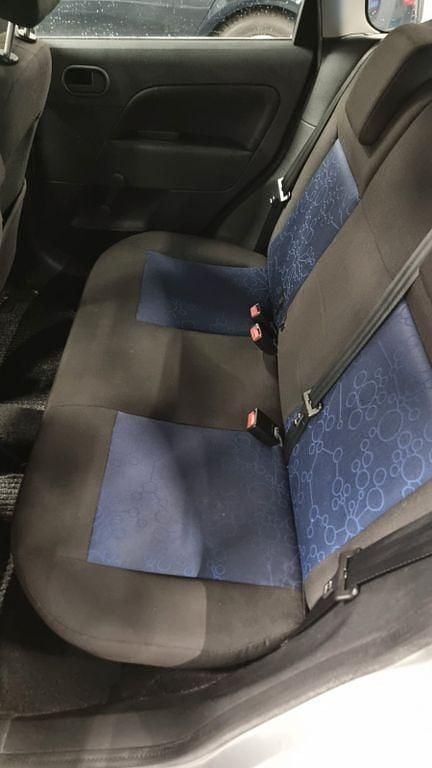 Gebraucht Ford Fiesta 80 PS (58 kW) 2008 Grau Kleinwagen