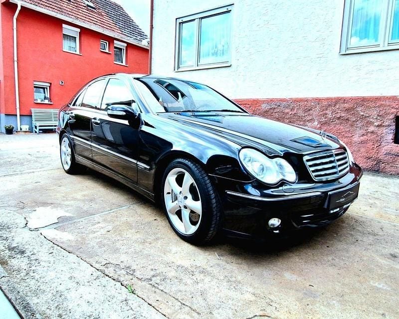 Schwarz Gebraucht 2006 Mercedes C280 Limousine | 5.950 € (Fairer Preis) - Bild 1/4