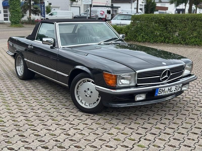 Grau Gebraucht 1987 Mercedes SL300 Cabrio | 42.500 € - Bild 1/4