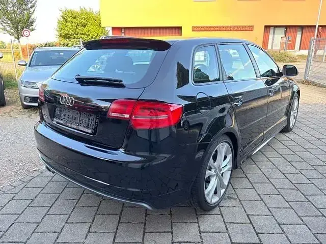 Gebraucht Audi S3 S-line plus 265 PS (194 kW) 2010 Schwarz Kleinwagen
