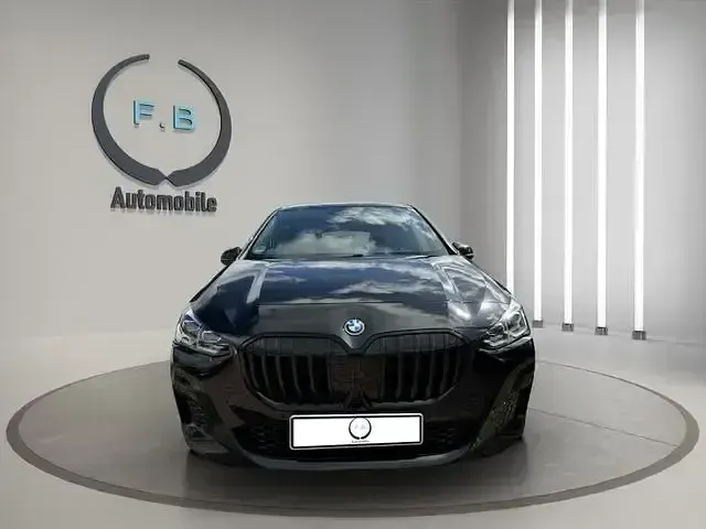 Gebraucht BMW 230 M Sport 150 PS (110 kW) 2022 Schwarz Van / Kleinbus
