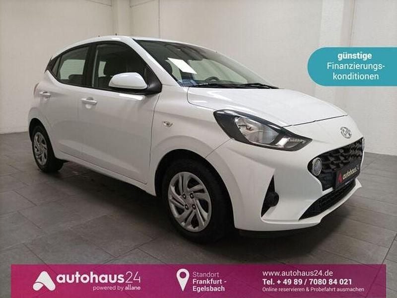 Gebraucht Hyundai i10 Select 67 PS (49 kW) 2022 Weiß Kleinwagen