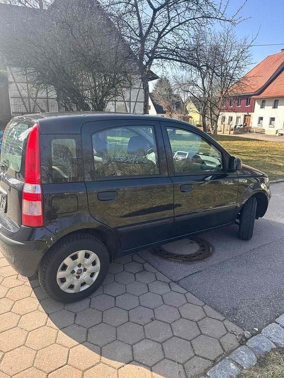 Gebraucht Fiat Panda 69 PS (50 kW) 2010 Schwarz Kleinwagen