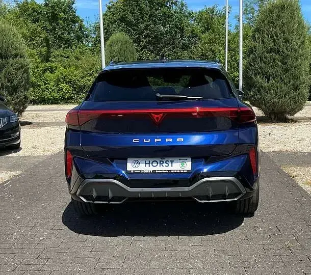 Neu Cupra Terramar VZ 265 PS (194 kW) 2026 Blau SUV