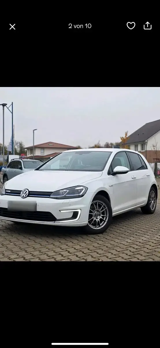 Gebraucht VW e-Golf 100 kW (136 PS) 2018 Weiß Kleinwagen
