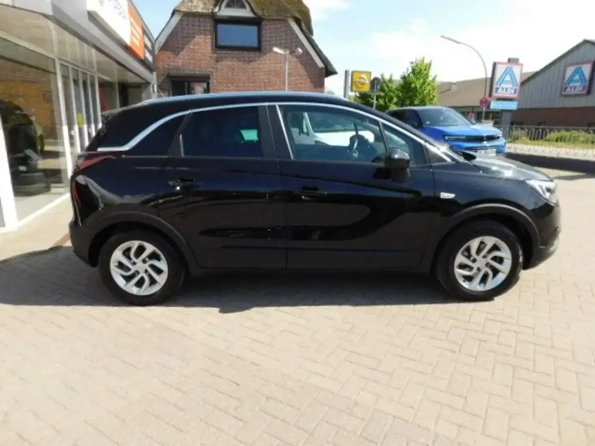 Gebraucht Opel Crossland X Innovation 120 PS (88 kW) 2019 Diamant schwarz/karbon schwarz SUV