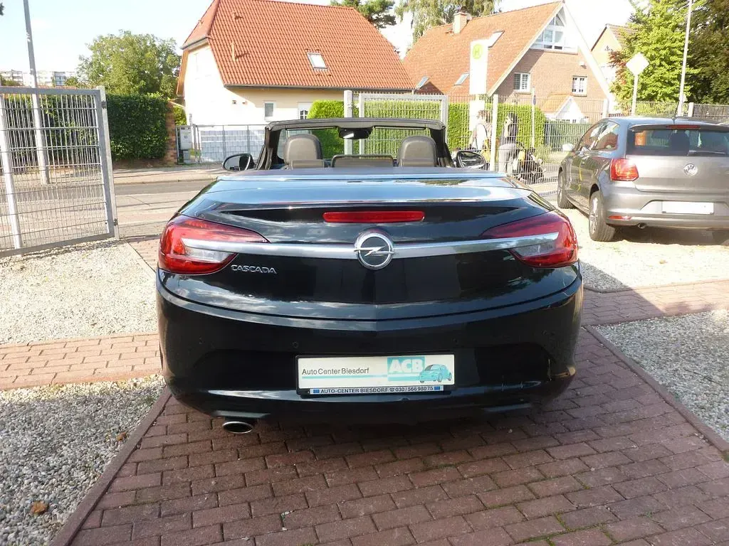 Gebraucht Opel Cascada Edition 140 PS (102 kW) 2016 Schwarz Cabrio