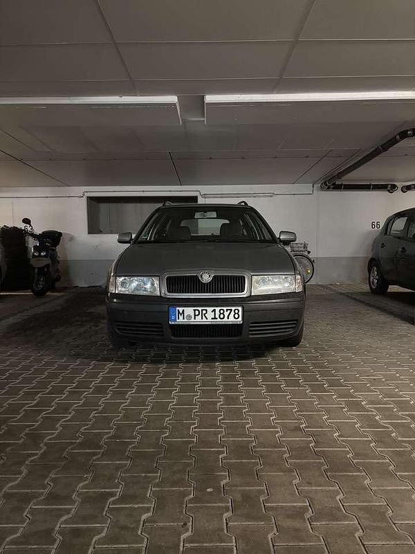 Gebraucht Skoda Octavia Ambiente 116 PS (85 kW) 2002 Kombi