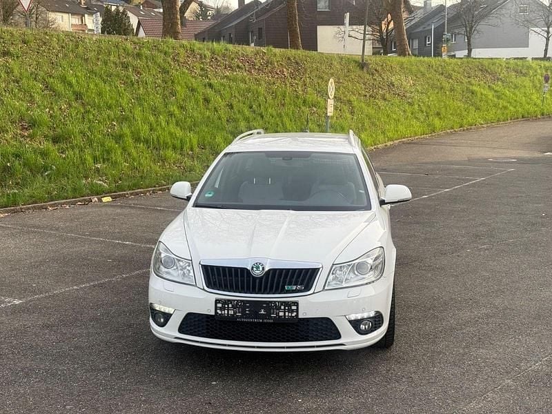 Gebraucht Skoda Octavia RS 170 PS (125 kW) 2012 Weiß Kombi