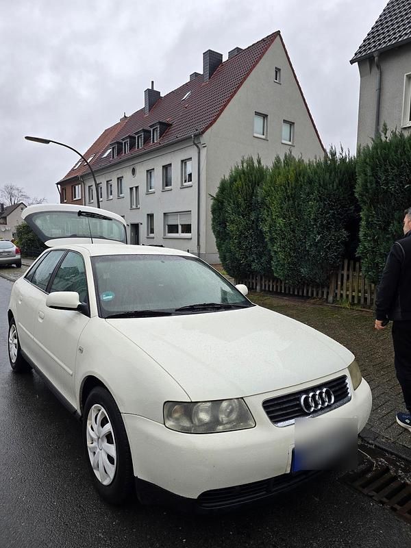 Weiß Gebraucht 2000 Audi A3 Kleinwagen | 1.599 € (Guter Preis) - Bild 1/1