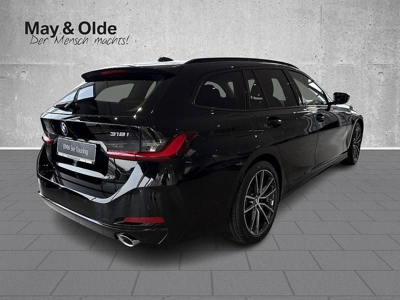 Gebraucht BMW 318 Sport Line 156 PS (114 kW) 2025 Schwarz ii Kombi