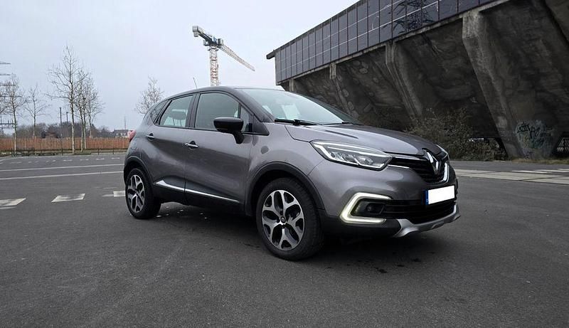 Gebraucht Renault Captur Intens 90 PS (66 kW) 2017 Grau SUV