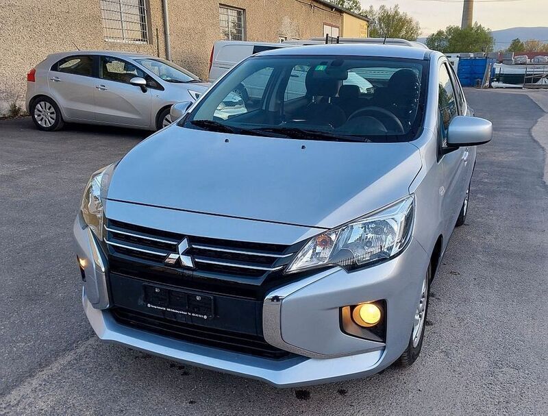 Grau Gebraucht 2021 Mitsubishi Space Star Select+ Limousine | 9.900 € (Superpreis) - Bild 1/4