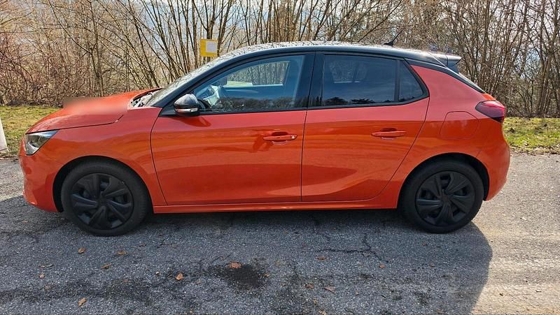 Używany Opel Corsa 101 KM (74 kW) 2021 Pomarańczowy Hatchback