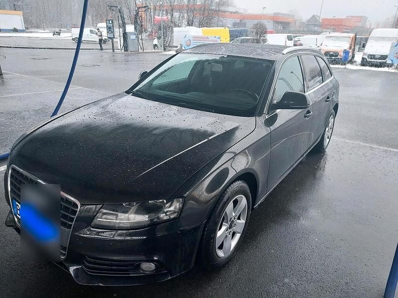 Gebraucht Audi A4 143 PS (105 kW) 2009 Schwarz Kombi