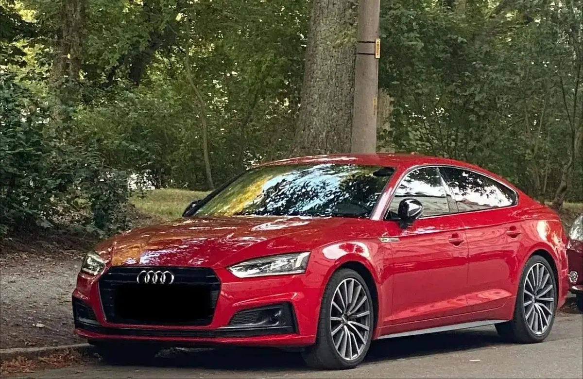 Używany Audi A5 Sportback Sport 252 KM (185 kW) 2018 Czerwony Hatchback
