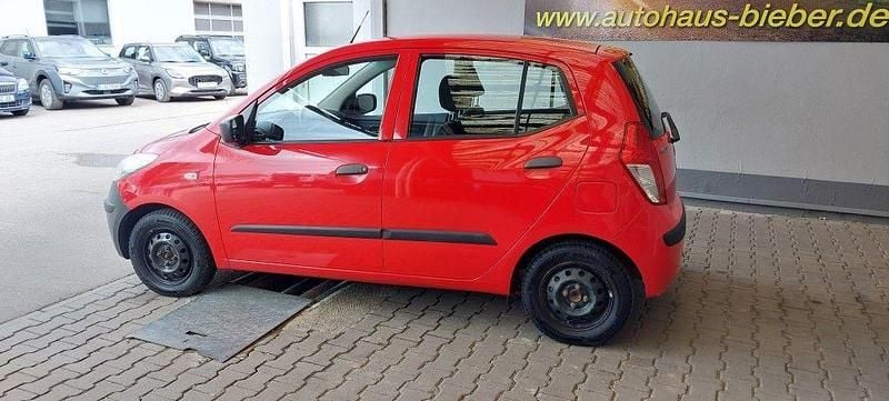Gebraucht Hyundai i10 67 PS (49 kW) 2009 Rot Kleinwagen