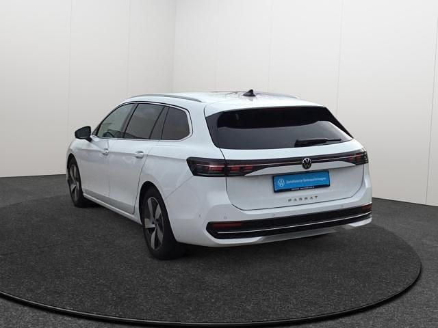 Gebraucht VW Passat Active 150 PS (110 kW) 2025 Weiss Kombi