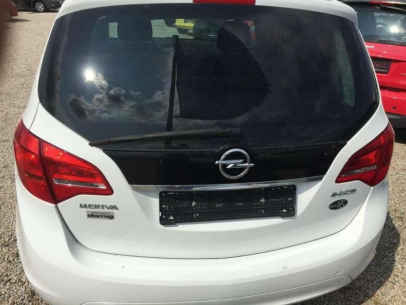 Gebraucht Opel Meriva Edition 120 PS (88 kW) 2011 Weiß Van / Kleinbus