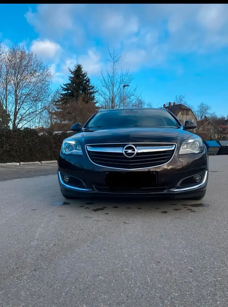 Gebraucht Opel Insignia 170 PS (125 kW) 2016 Braun Kombi