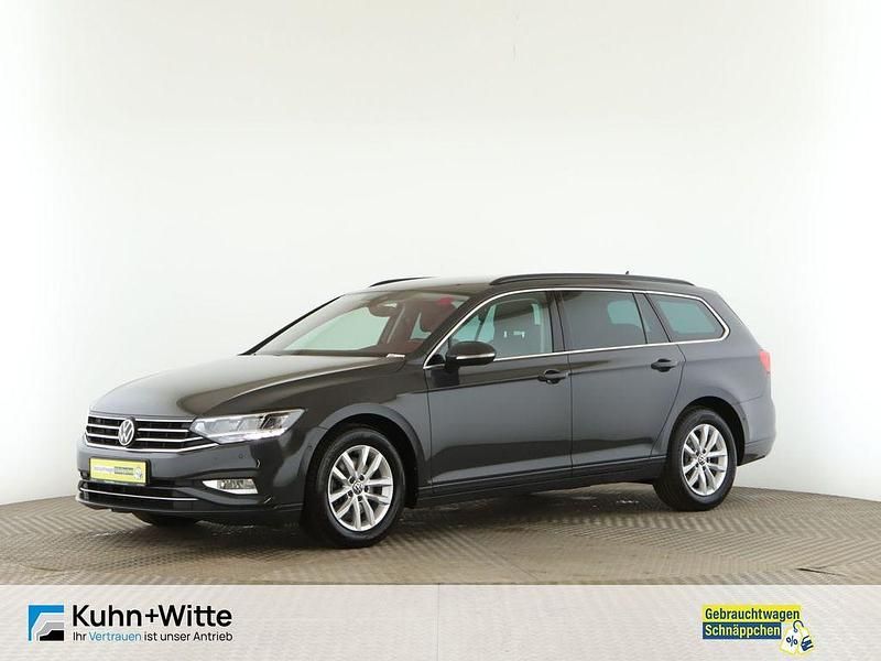Grau Gebraucht 2021 VW Passat Business Kombi | 19.925 € (Guter Preis) - Bild 1/3