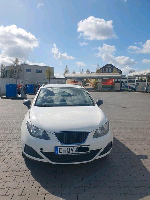 Gebraucht Seat Ibiza ST 105 PS (77 kW) 2010 Weiß Kombi