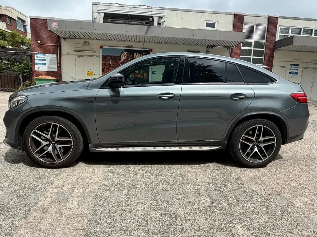 Gebraucht Mercedes GLE43 AMG AMG 390 PS (286 kW) 2018 Grau SUV