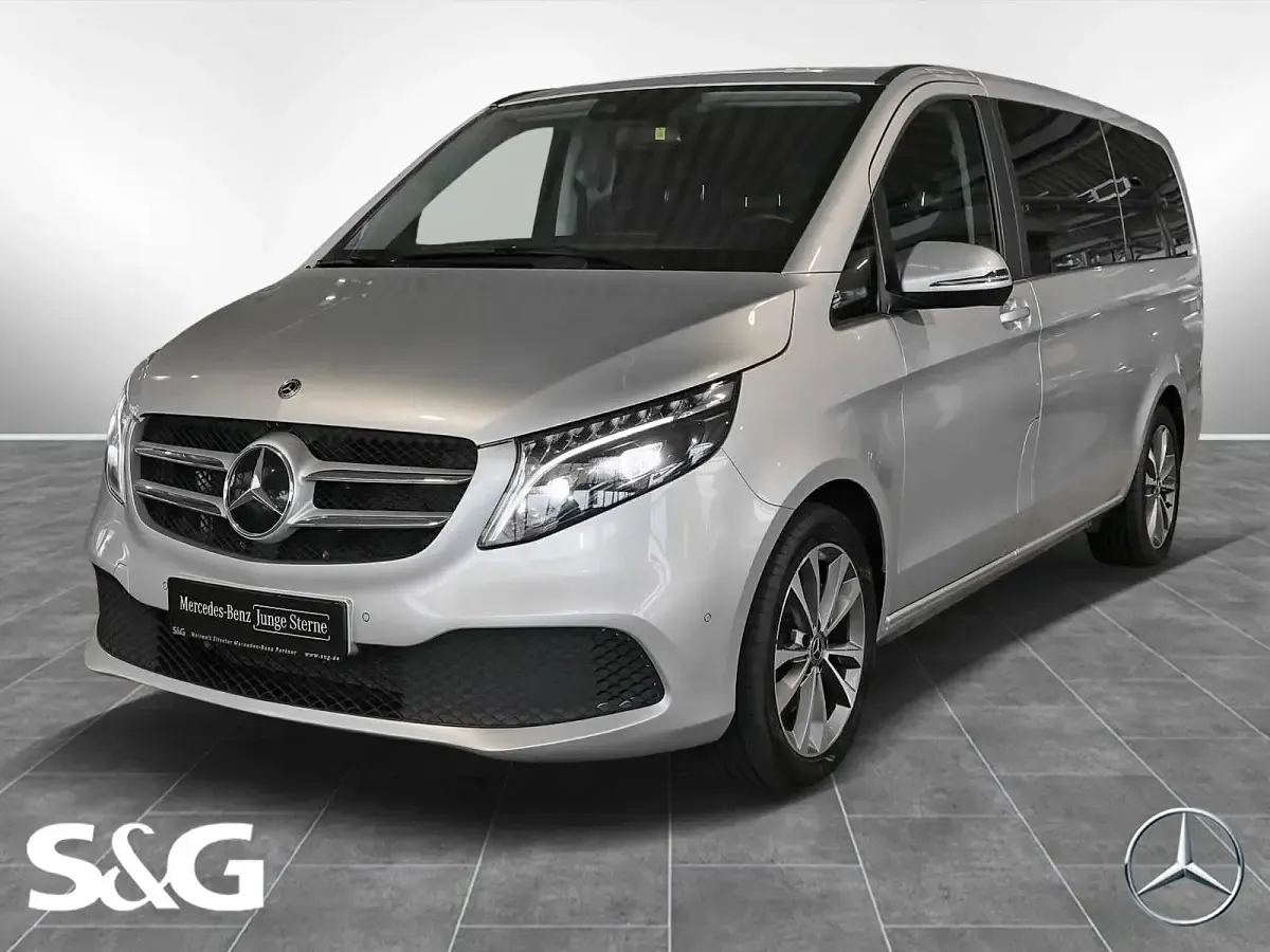 Gebraucht Mercedes V300 Edition 237 PS (174 kW) 2023 Van / Kleinbus
