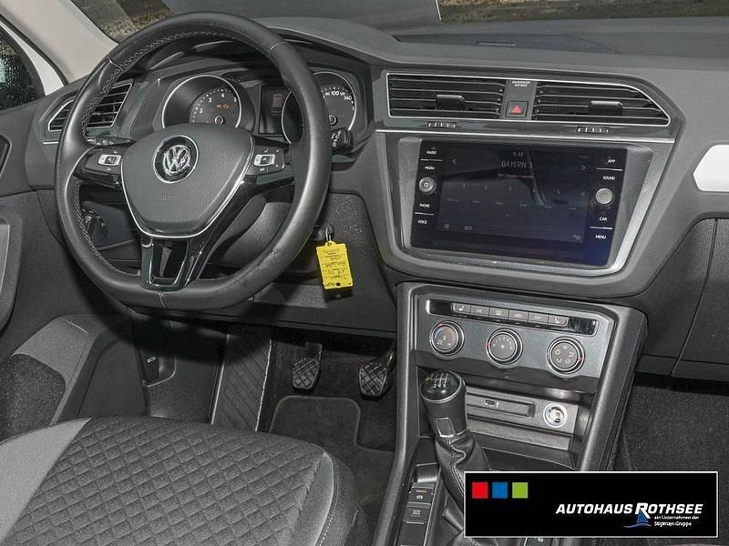 Gebraucht VW Tiguan Comfortline 131 PS (96 kW) 2020 Pure white SUV