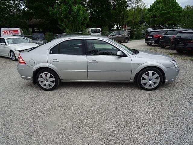 Gebraucht Ford Mondeo Ghia 170 PS (125 kW) 2006 Silber Limousine