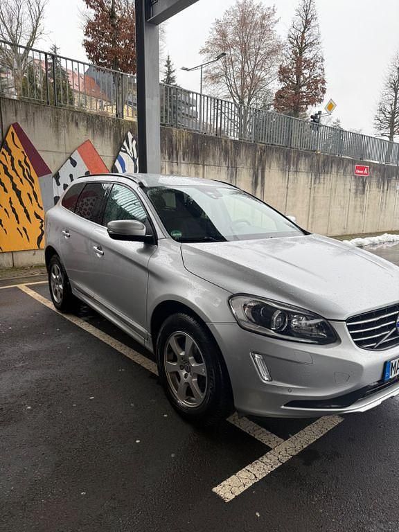 Gebraucht Volvo XC60 Summum 190 PS (139 kW) 2014 Silber SUV