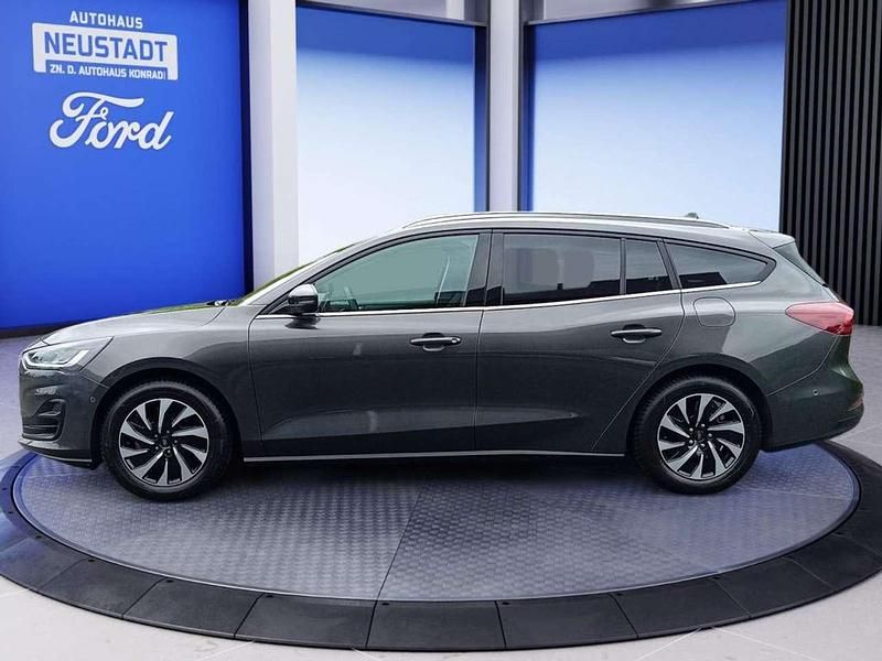 Gebraucht Ford Focus Titanium 125 PS (91 kW) 2024 Magnetic metallic Kombi