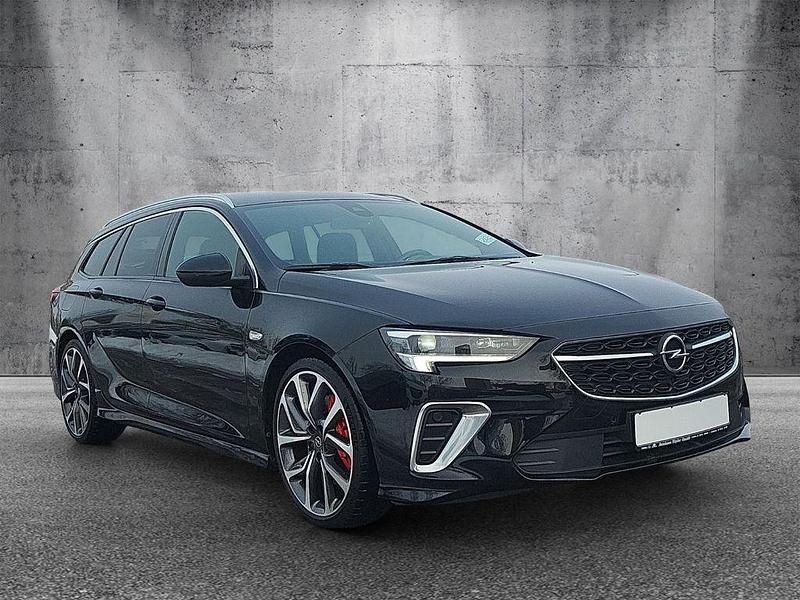 Używany Opel Insignia 230 KM (169 kW) 2021 Czarny Kombi