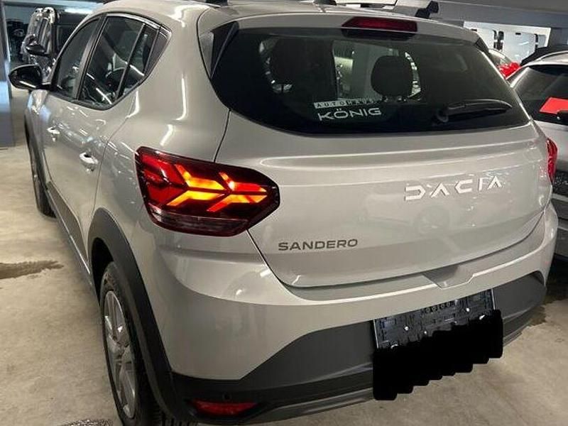Gebraucht Dacia Sandero Expression 91 PS (66 kW) 2023 Grau Limousine