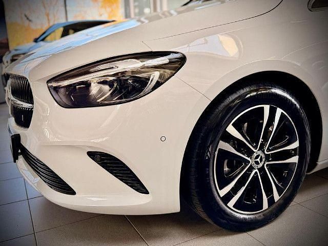 Gebraucht 2024 Mercedes B200 Van / Kleinbus | 26.200 € (Superpreis) - Bild 1/4