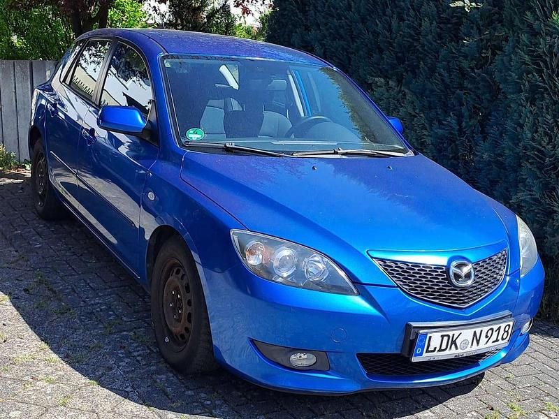 Blau Gebraucht 2006 Mazda 3 Active Limousine | 975 € (Superpreis) - Bild 1/4