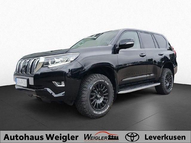 Tiefschwarz mica metallic Gebraucht 2023 Toyota Land Cruiser Executive SUV | 79.900 € (Etwas zu teuer) - Bild 1/4