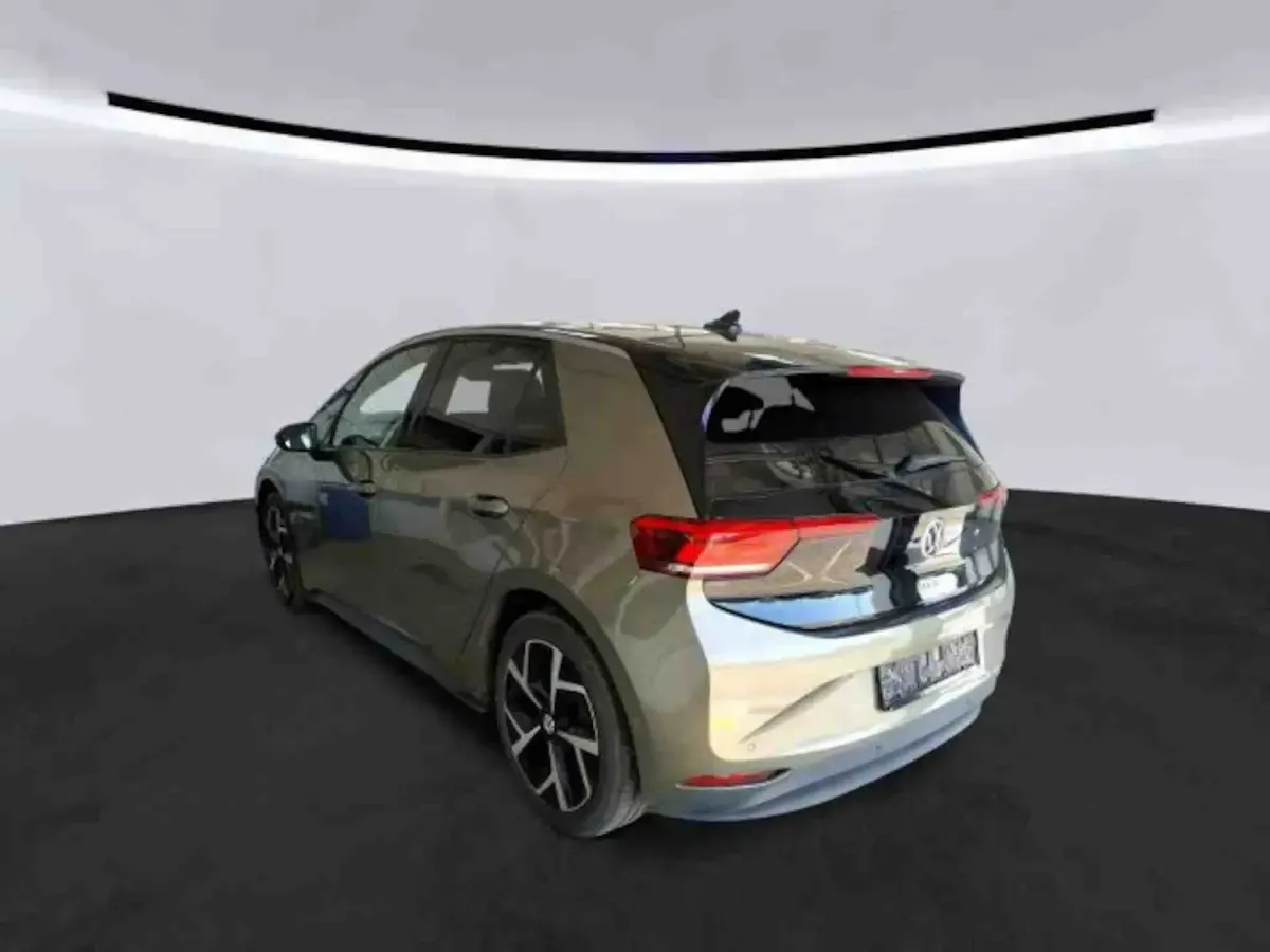 Gebraucht VW ID.3 Pro 150 kW (204 PS) 2024 Grün Kleinwagen