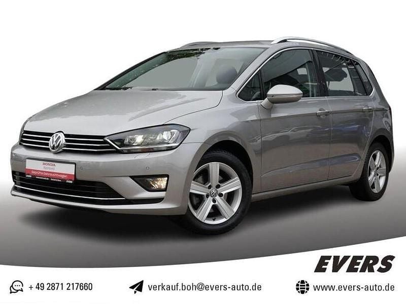 Silber Gebraucht 2018 VW Golf VII Highline Limousine | 15.630 € (Guter Preis) - Bild 1/4