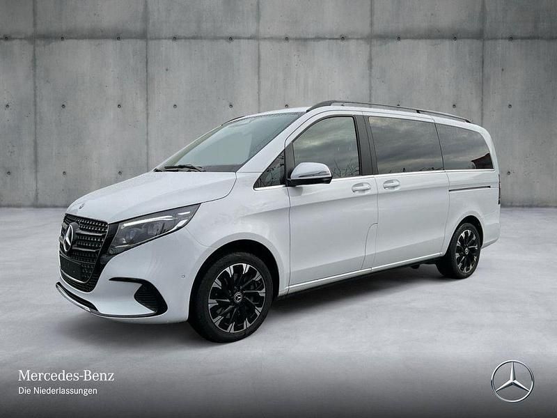 Gebraucht Mercedes V300 Avantgarde 237 PS (174 kW) 2025 Weiß Van / Kleinbus