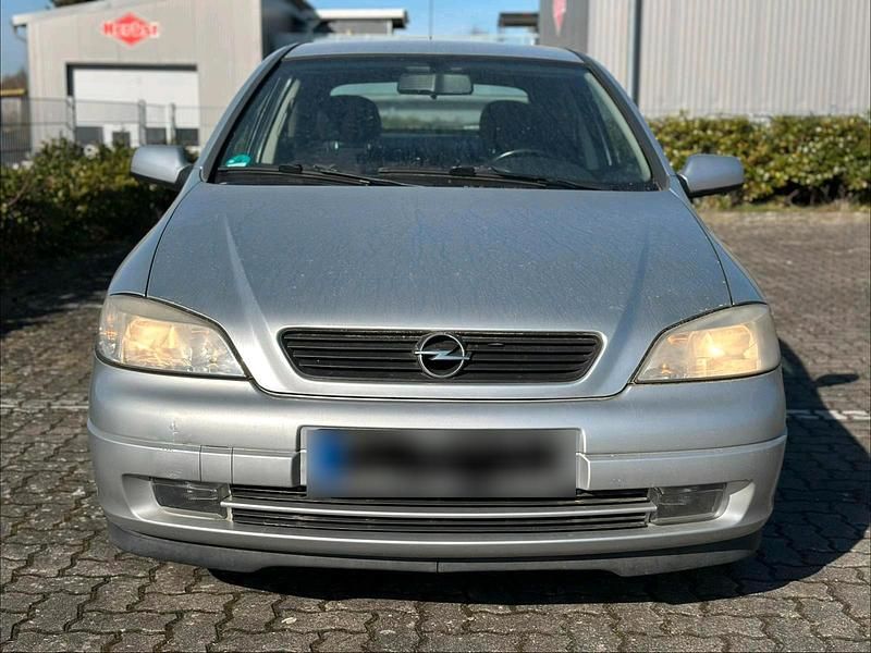 Gebraucht Opel Astra 101 PS (74 kW) 1999 Silber Kleinwagen
