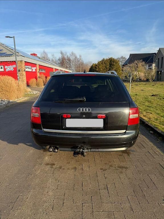 Gebraucht Audi A6 163 PS (119 kW) 2004 Schwarz Kombi