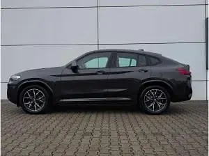 Gebraucht BMW X4 190 PS (139 kW) 2025 Grau SUV