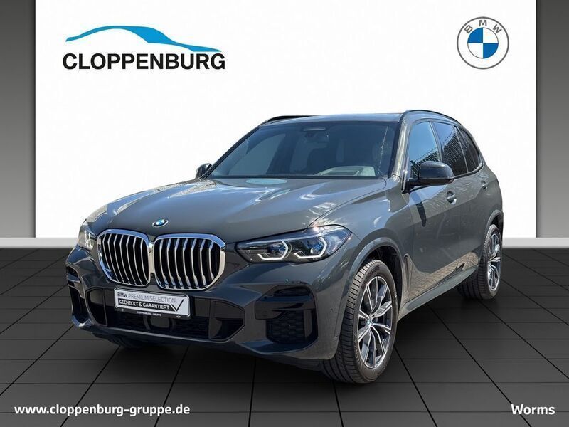 Grau Gebraucht 2021 BMW X5 M Sport SUV | 56.995 € (Fairer Preis) - Bild 1/4